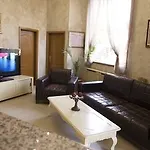 Alexander Palace Hotel 3*