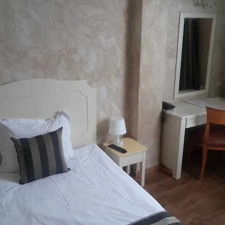 Alexander Palace Szófia