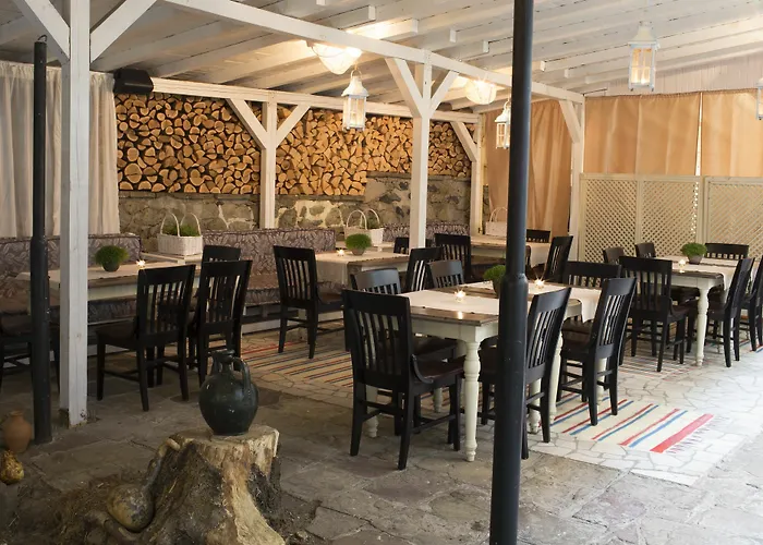 Hotel Alexander Palace 3*