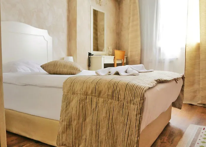 호텔 Alexander Palace 3*